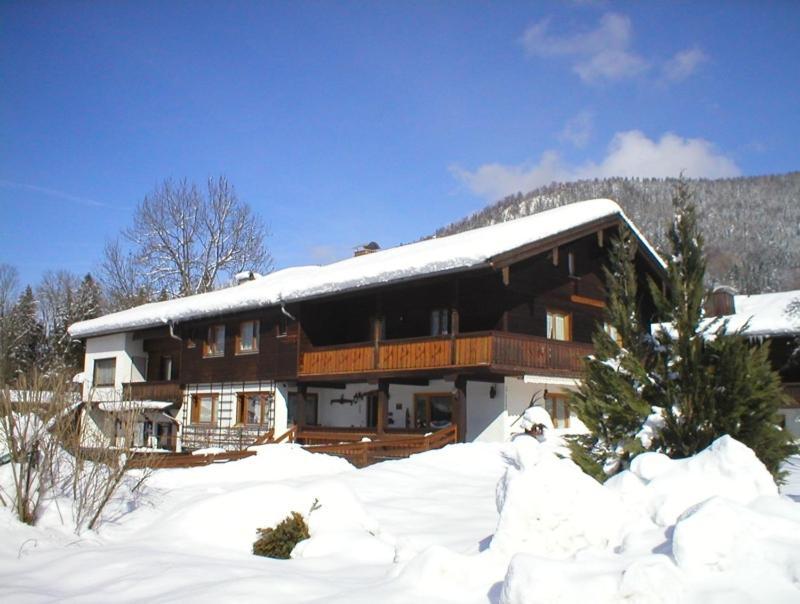 Gaestehaus Berger Inkl. Chiemgaukarte Ruhpolding Luaran gambar